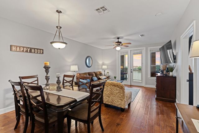 98 Island DR 34, Horseshoe Bay, TX 78657
