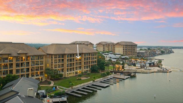 98 Island DR 34, Horseshoe Bay, TX 78657