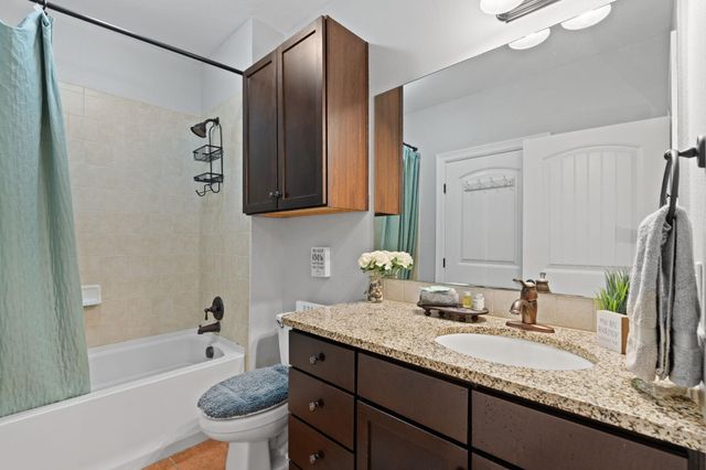 98 Island DR 34, Horseshoe Bay, TX 78657