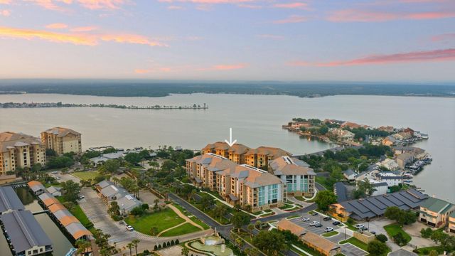 98 Island DR 34, Horseshoe Bay, TX 78657