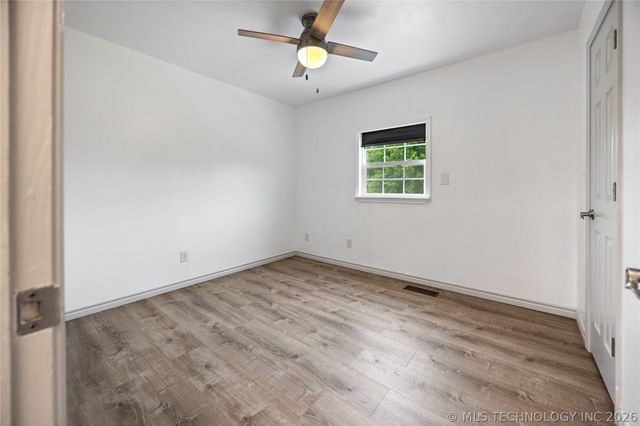 73902 S 326th Place, Wagoner, OK 74467