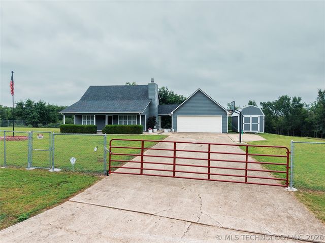 73902 S 326th Place, Wagoner, OK 74467
