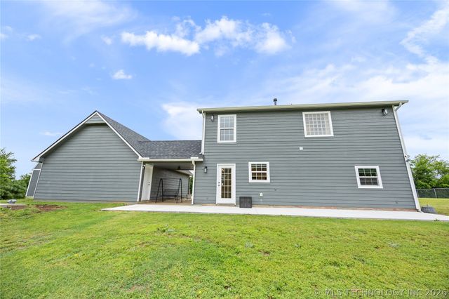 73902 S 326th Place, Wagoner, OK 74467