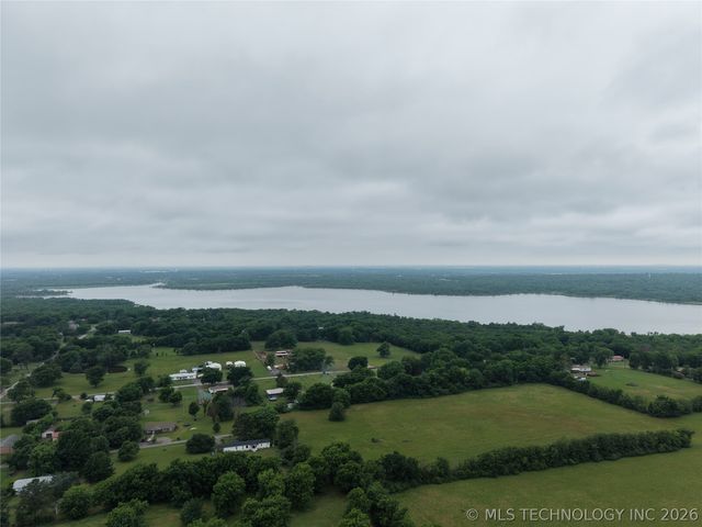 73902 S 326th Place, Wagoner, OK 74467