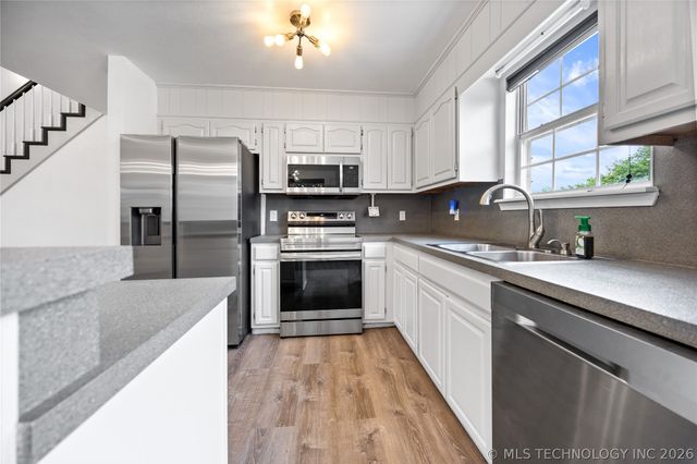 73902 S 326th Place, Wagoner, OK 74467