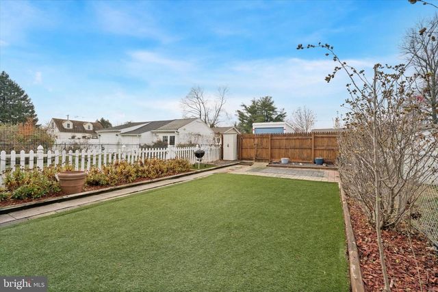 627 N FORREST AVE, Jeffersonville, PA 19403