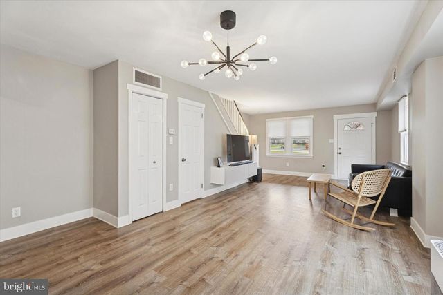 627 N FORREST AVE, Jeffersonville, PA 19403