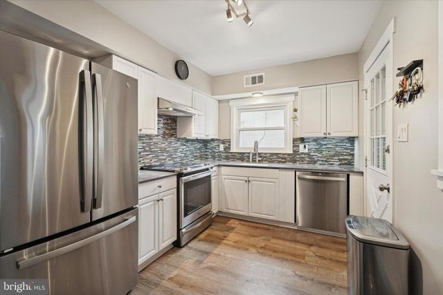 627 N FORREST AVE, Jeffersonville, PA 19403