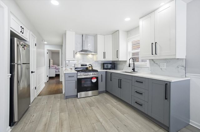 3735 W 116th Place, Alsip, IL 60803