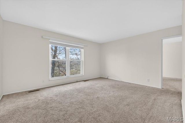 10401 Briarbend Drive 4, St Louis, MO 63146