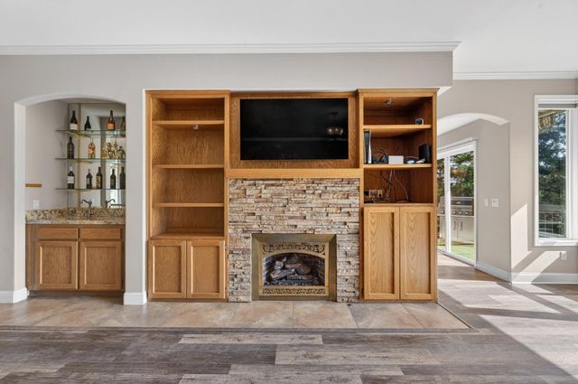 19038 Connie Dr, Grass Valley, CA 95949