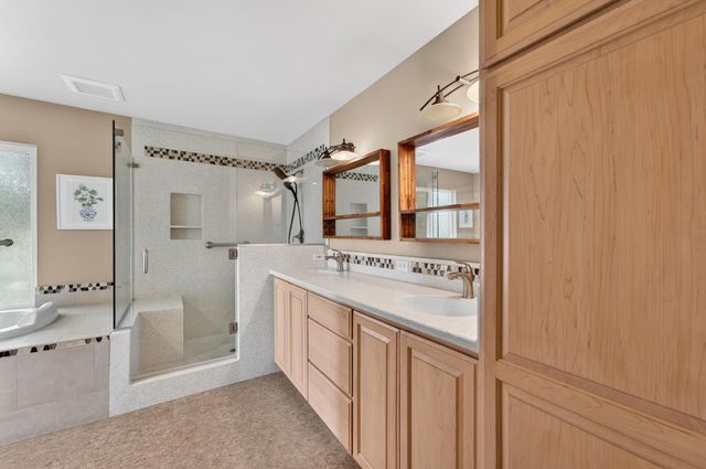 19038 Connie Dr, Grass Valley, CA 95949