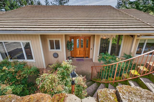 19038 Connie Dr, Grass Valley, CA 95949