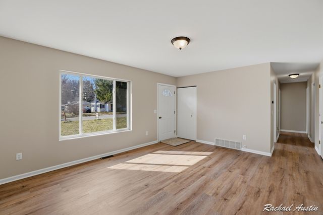 1100 N Edgewood Street, Greenville, MI 48838