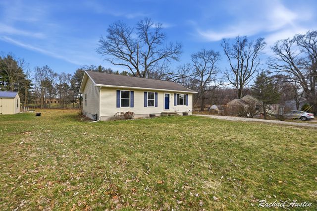 1100 N Edgewood Street, Greenville, MI 48838