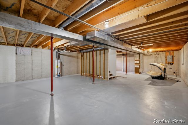 1100 N Edgewood Street, Greenville, MI 48838