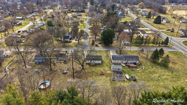 1100 N Edgewood Street, Greenville, MI 48838