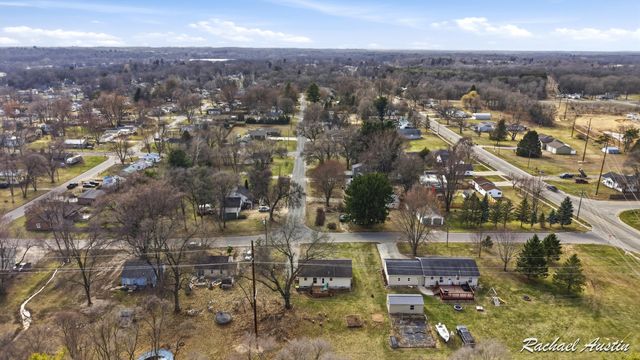 1100 N Edgewood Street, Greenville, MI 48838