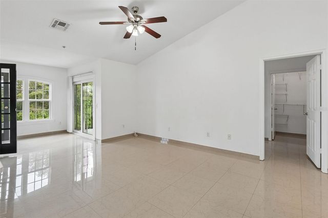 6530 SWISSCO DRIVE 1122, Orlando, FL 32822