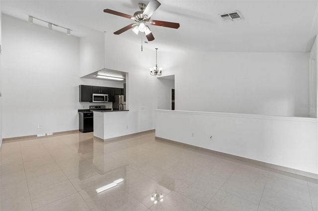 6530 SWISSCO DRIVE 1122, Orlando, FL 32822