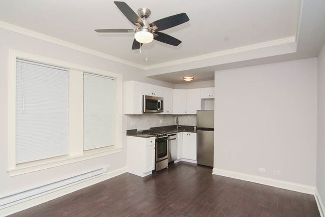 640 W WRIGHTWOOD Avenue 216, Chicago, IL 60614