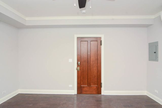 640 W WRIGHTWOOD Avenue 216, Chicago, IL 60614