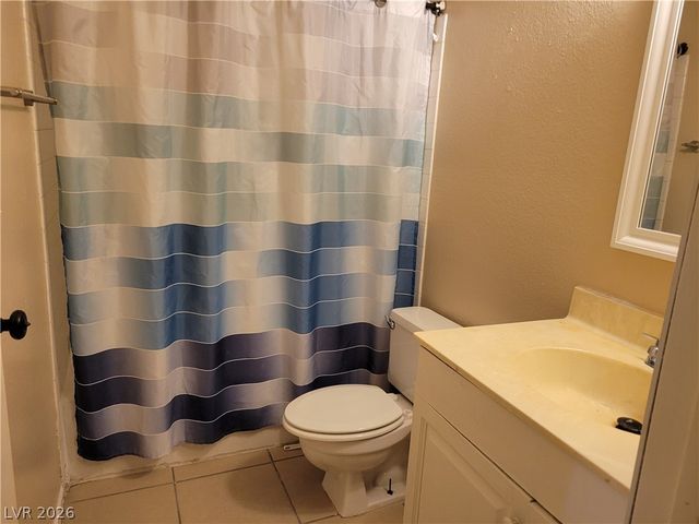 429 LAMB Boulevard C, Las Vegas, NV 89110