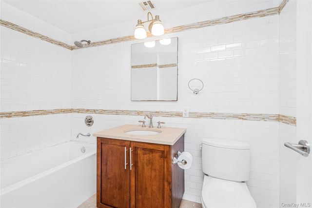 3620 OXFORD Avenue, Bronx, NY 10463