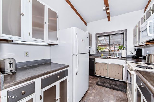 175 INSPIRATIONAL Drive, Sedona, AZ 86336