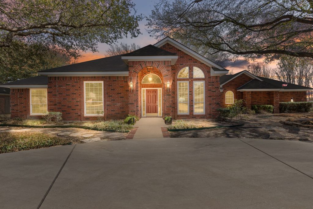 1216 Western Ridge Drive, Waco, TX 76712