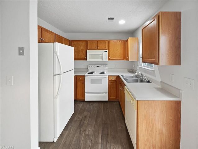 3228 Kensington Place, Winston-salem, NC 27103