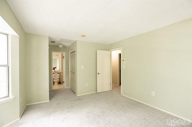 361 Hadleigh Lane, North Brunswick, NJ 08902