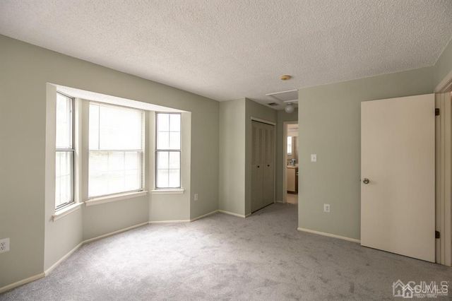 361 Hadleigh Lane, North Brunswick, NJ 08902