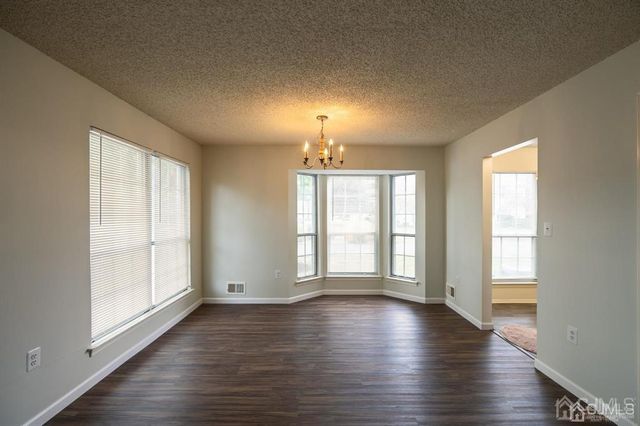 361 Hadleigh Lane, North Brunswick, NJ 08902