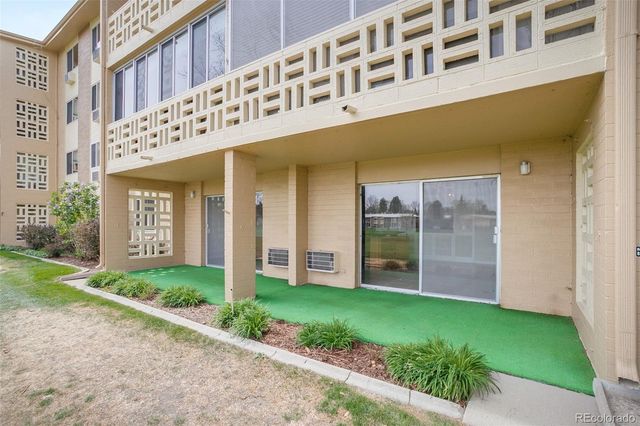 690 S Alton Way 6A, Denver, CO 80247