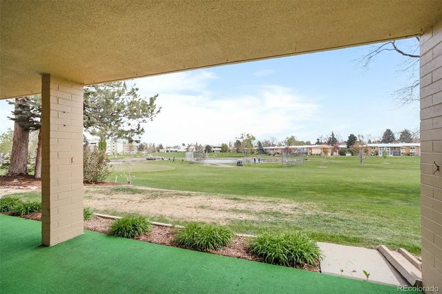 690 S Alton Way 6A, Denver, CO 80247