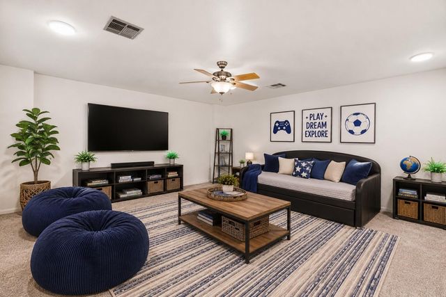 202 W Misty Dawn Dr, The Woodlands, TX 77385