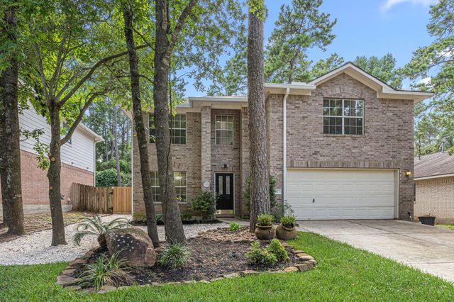 202 W Misty Dawn Dr, The Woodlands, TX 77385