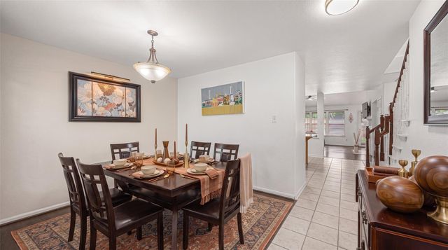 202 W Misty Dawn Dr, The Woodlands, TX 77385