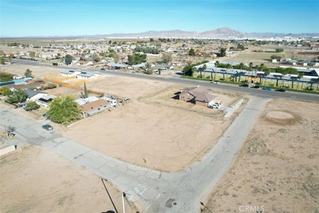 2 Hardy, Adelanto, CA 92301