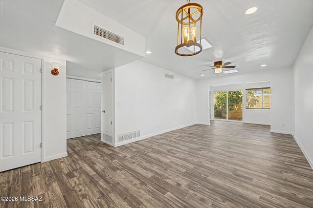 5067 S Recreation Pass, Tucson, AZ 85706