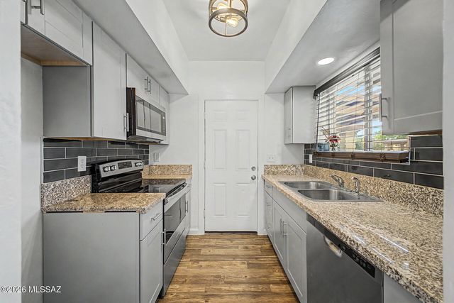 5067 S Recreation Pass, Tucson, AZ 85706