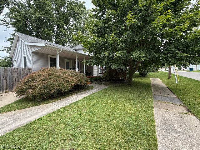631 Mill Avenue, Amherst, OH 44001