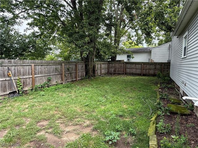 631 Mill Avenue, Amherst, OH 44001