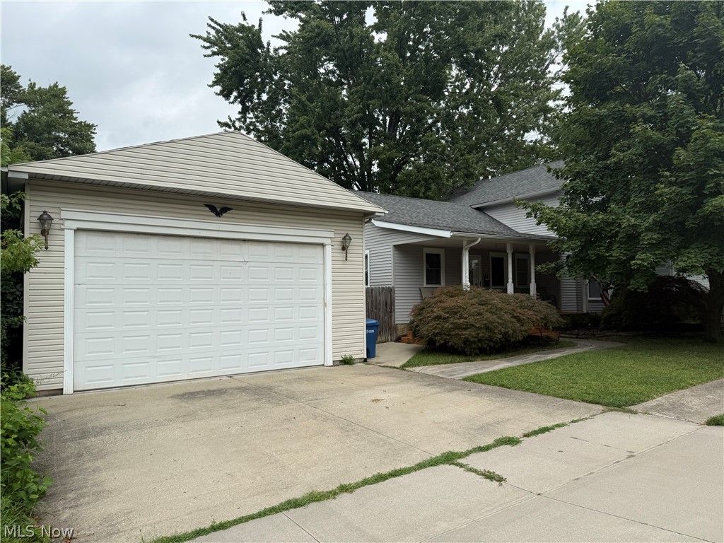 631 Mill Avenue, Amherst, OH 44001