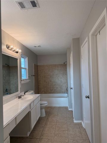 4707 E Parma Drive, Rosenberg, TX 77471