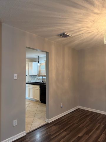 4707 E Parma Drive, Rosenberg, TX 77471