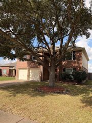 4707 E Parma Drive, Rosenberg, TX 77471