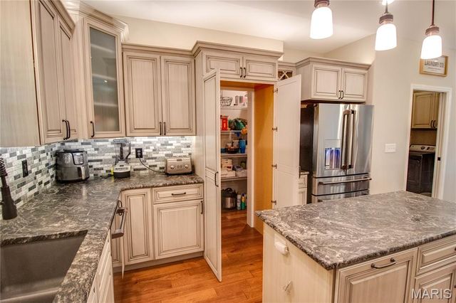 7592 Vonnahmen Road, Bethalto, IL 62010