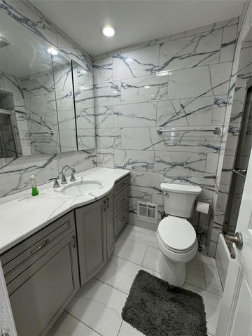 14405 21st Avenue, Whitestone, NY 11357